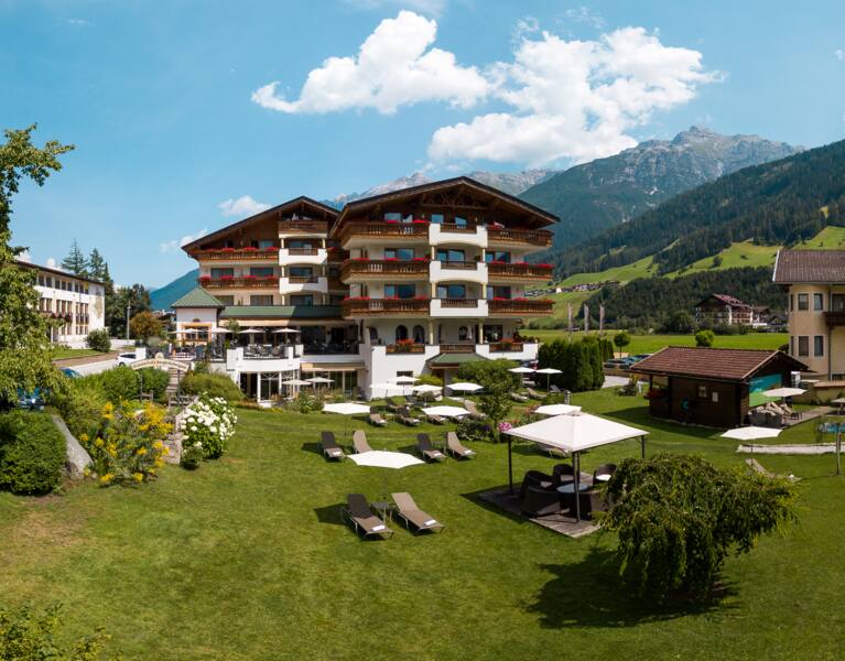 Hotel mit Garten Tirol