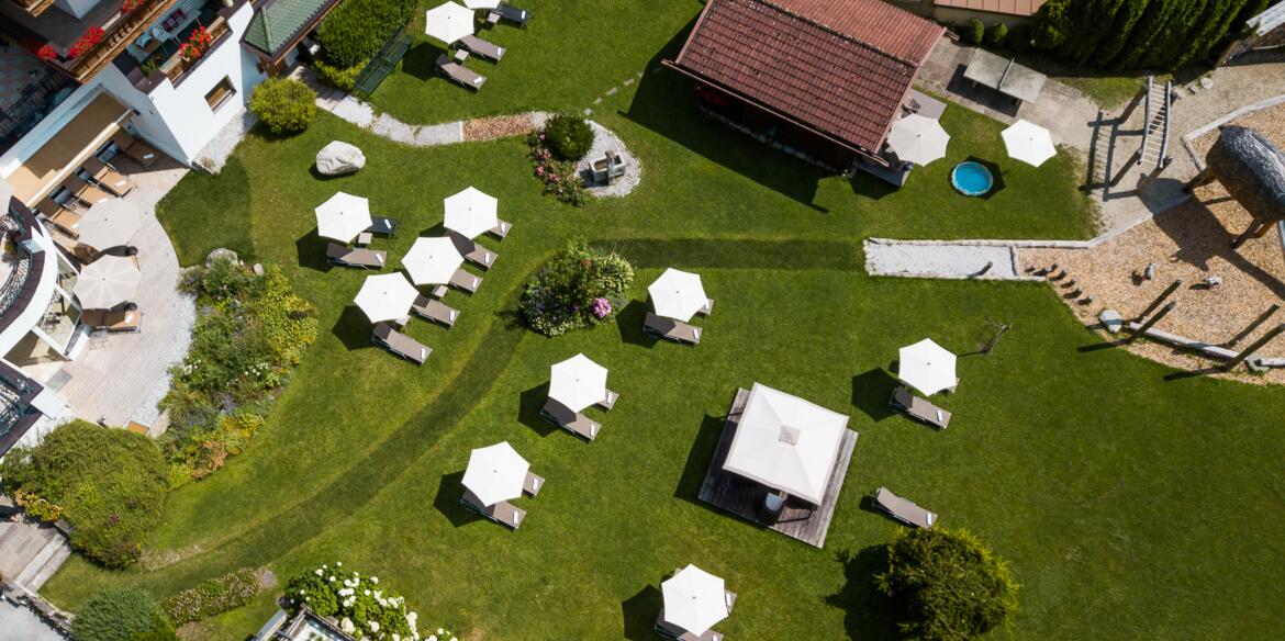 hotel with garden in the Stubai Valley