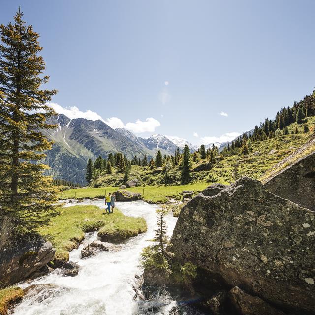 Sommerurlaub in den Alpen Tirol | © TVB Stubai Tirol / Andre Schönherr