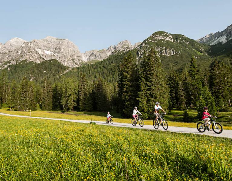 Sommerurlaub Stubaital Mountainbiken | © TVB Stubai Tirol / Andre Schönherr