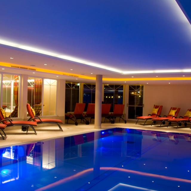 indoor pool hotel stubaierhof