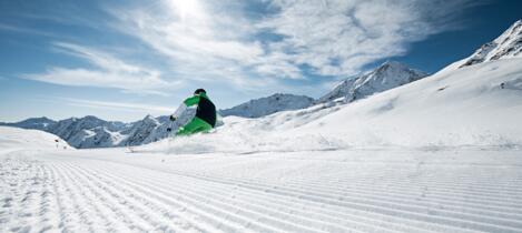 winter holiday stubaital skiing
